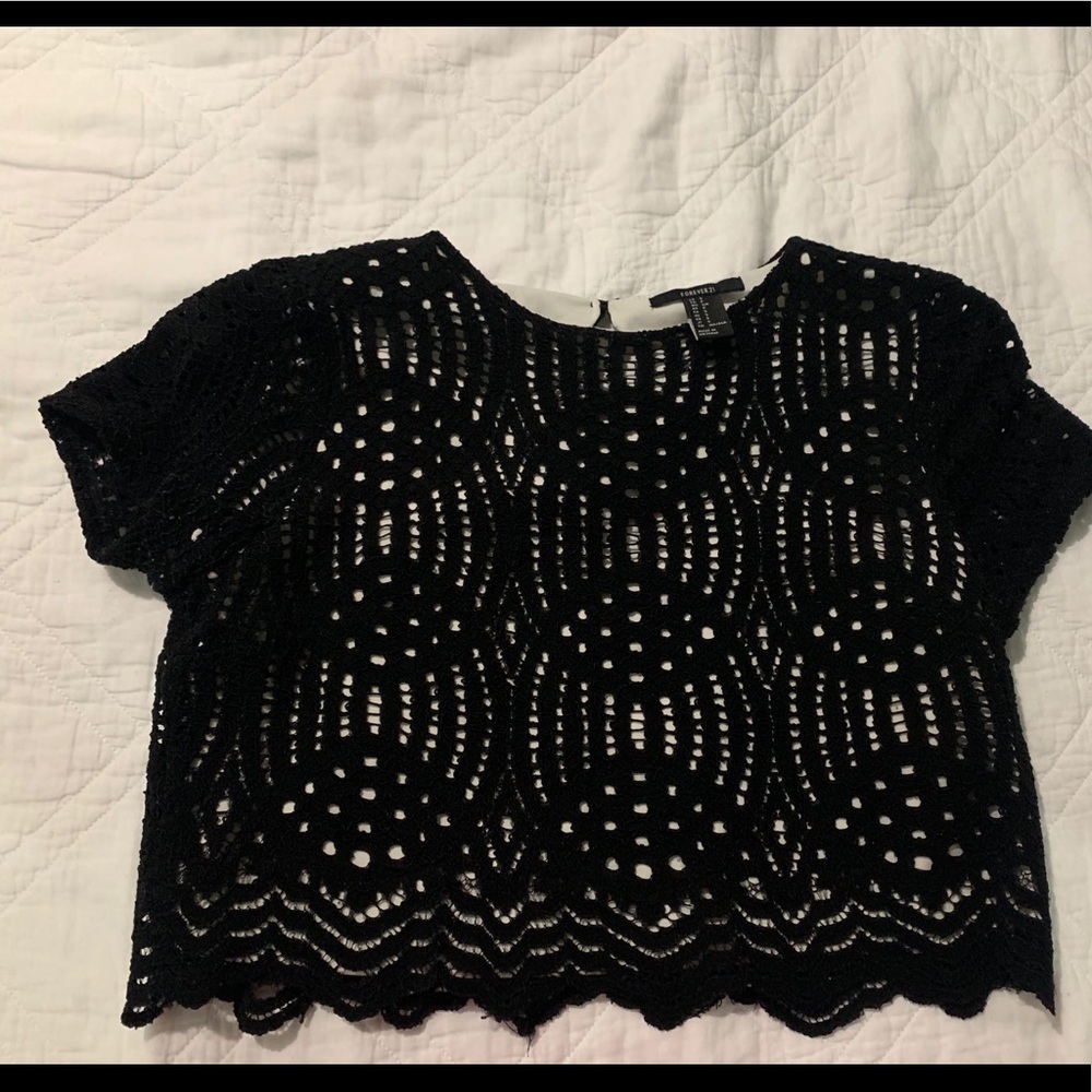 Black and white crop top